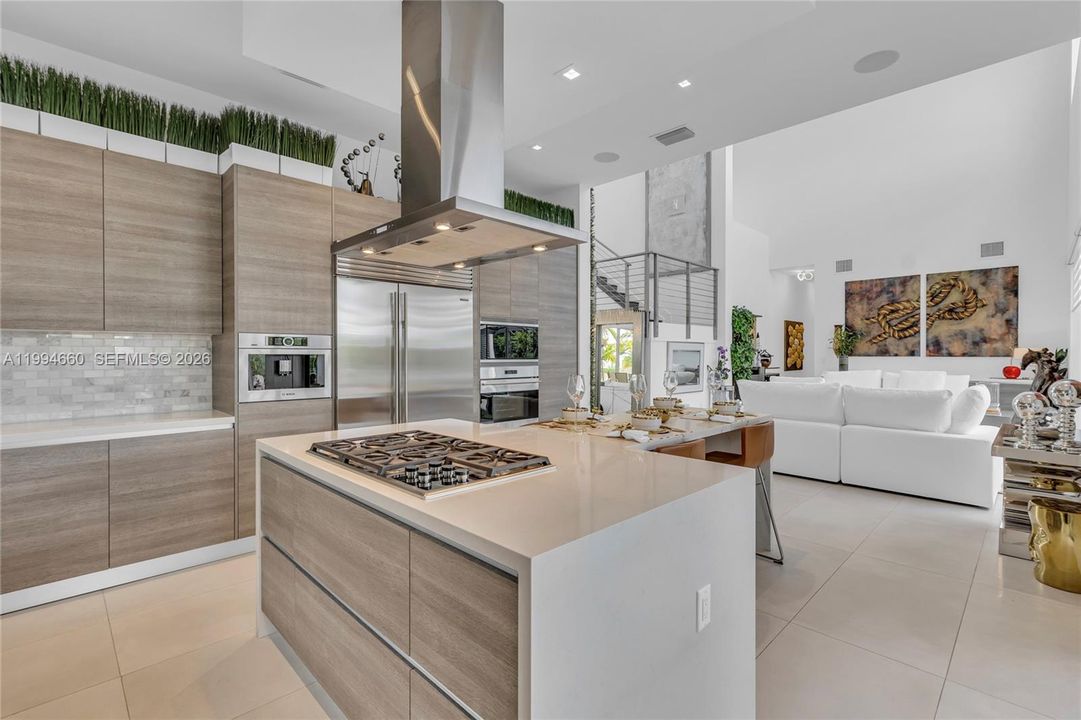 En Venta: $2,900,000 (5 camas, 5 baños, 3810 Pies cuadrados)