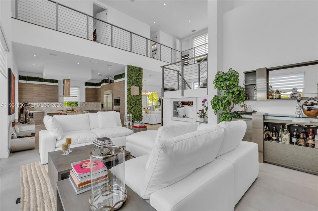 En Venta: $2,900,000 (5 camas, 5 baños, 3810 Pies cuadrados)