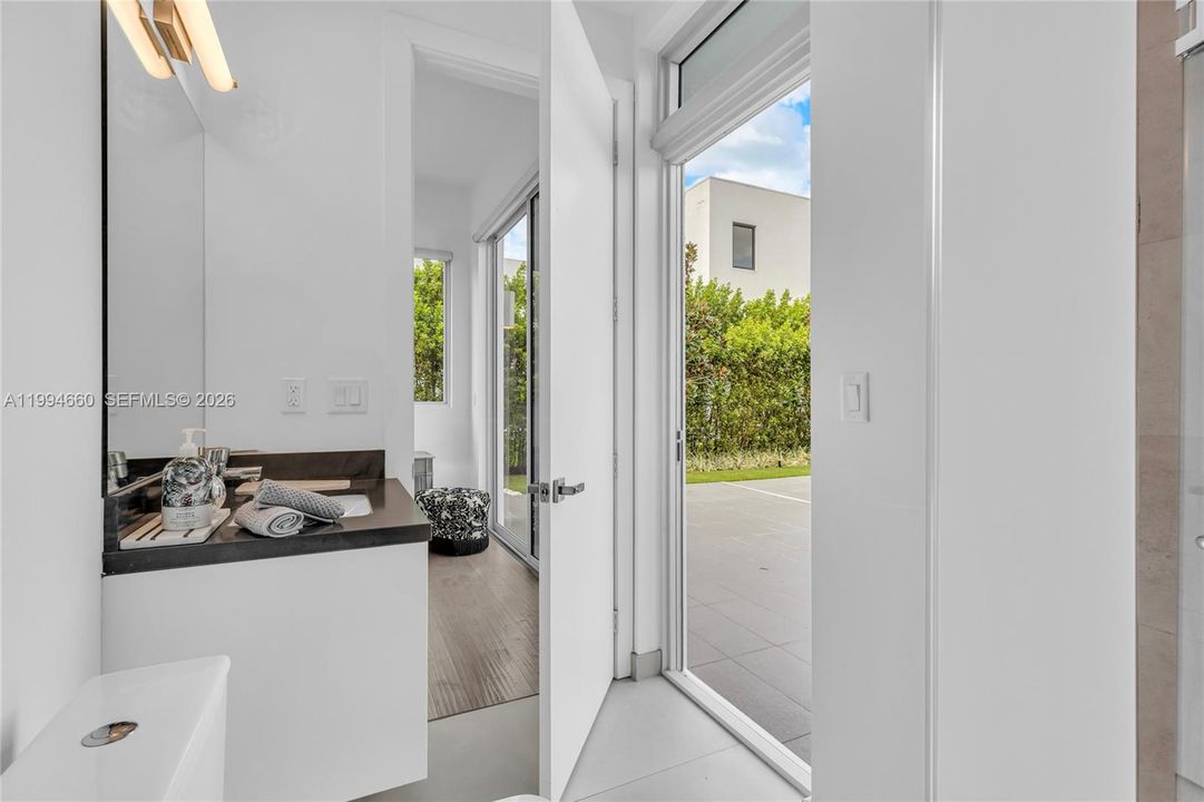 En Venta: $2,900,000 (5 camas, 5 baños, 3810 Pies cuadrados)