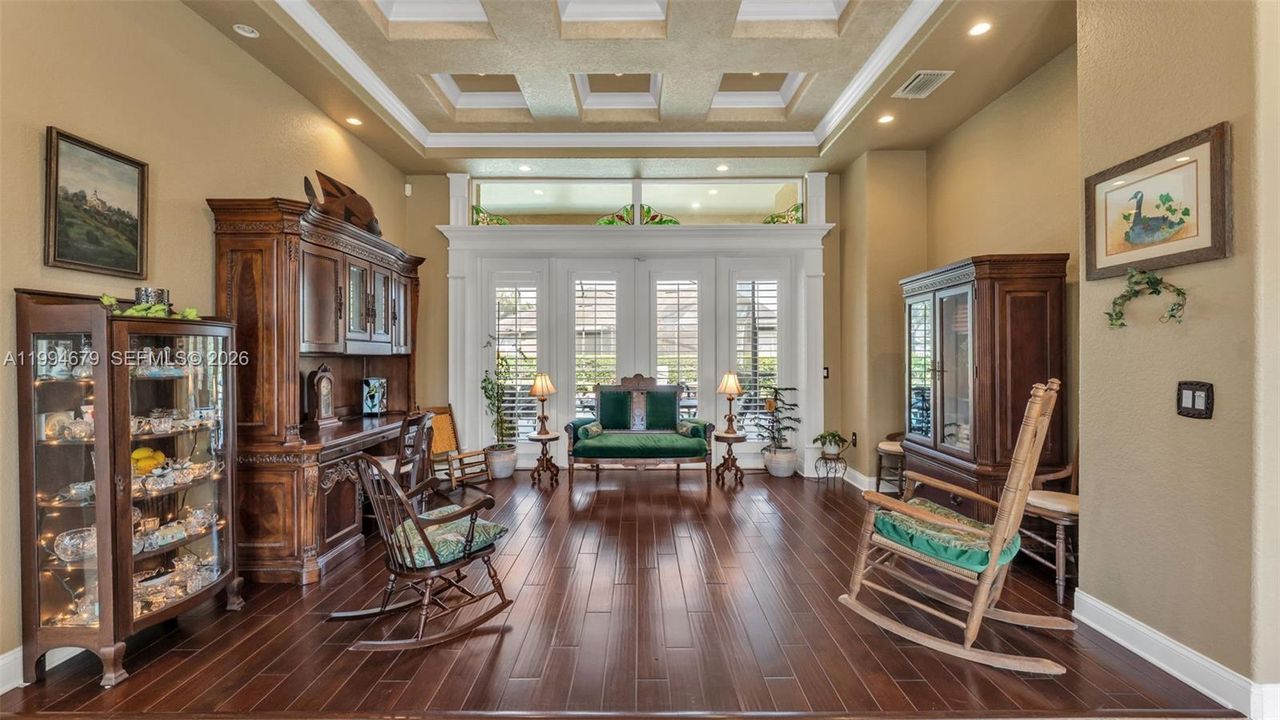 For Sale: $720,000 (4 beds, 4 baths, 2961 Square Feet)