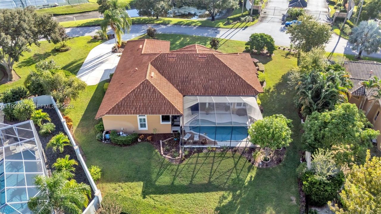 For Sale: $720,000 (4 beds, 4 baths, 2961 Square Feet)