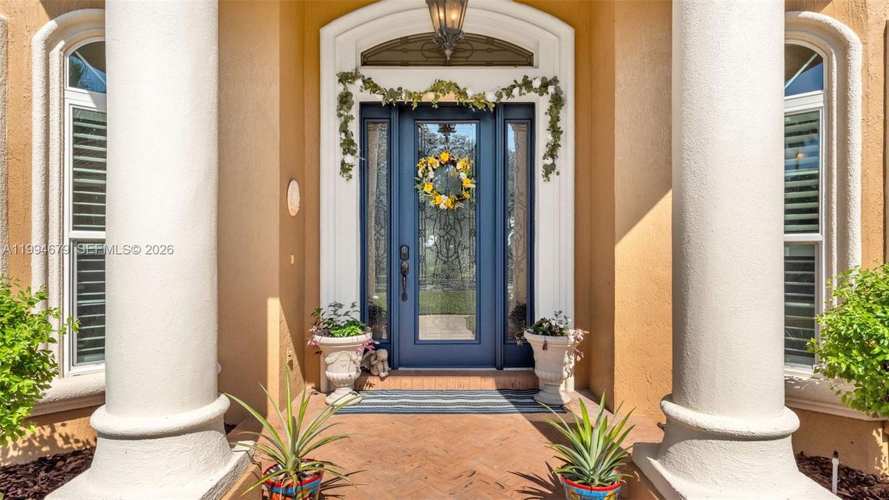 For Sale: $720,000 (4 beds, 4 baths, 2961 Square Feet)