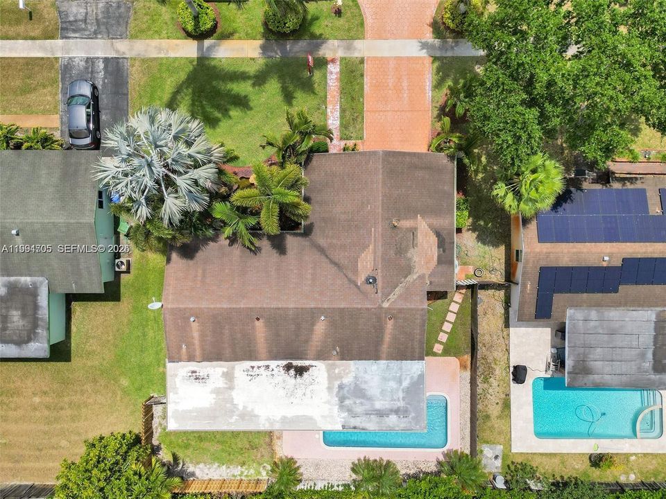 Activo con contrato: $600,000 (3 camas, 2 baños, 1749 Pies cuadrados)