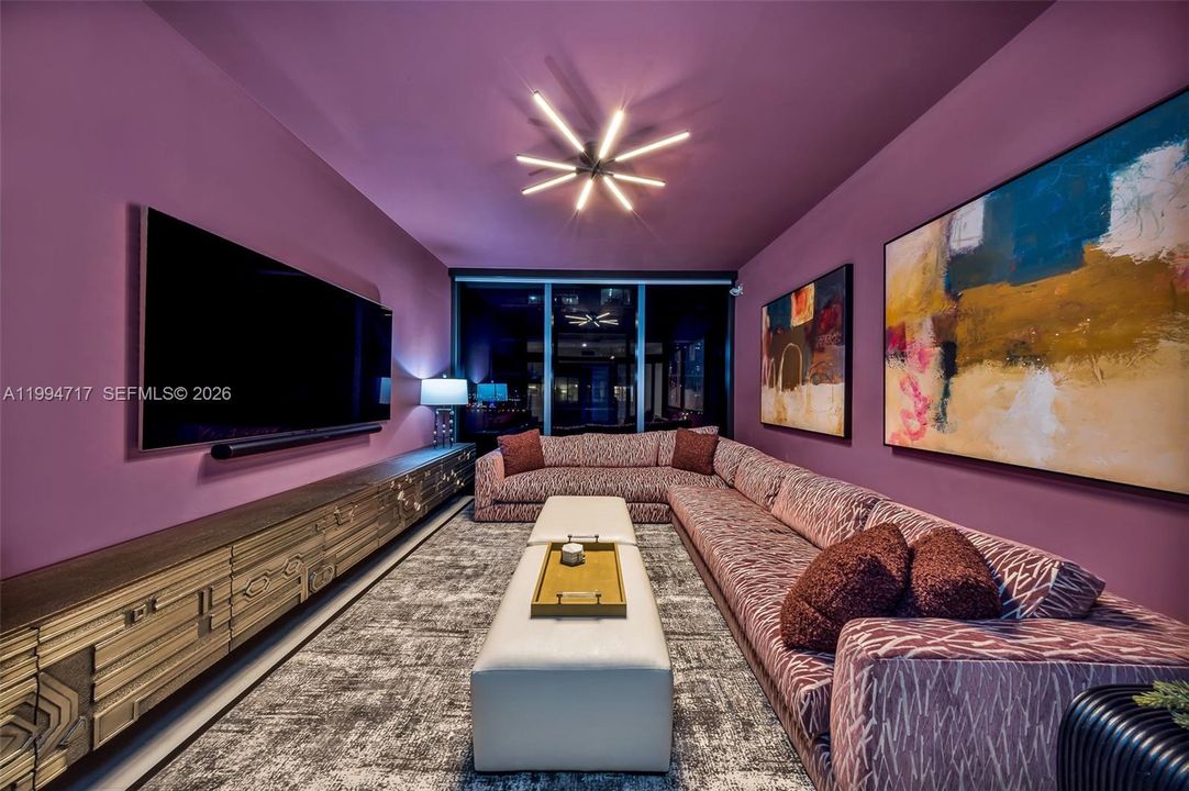 В аренду: $25,000 (4 спален, 5 ванн, 2584 Квадратных фут)