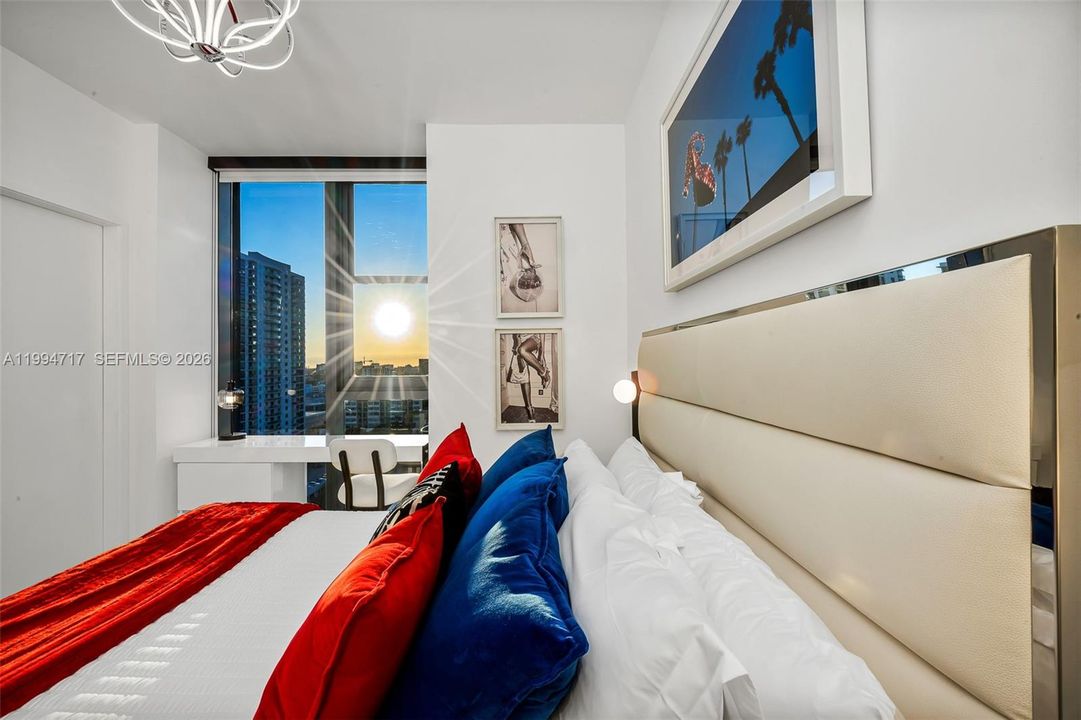 В аренду: $25,000 (4 спален, 5 ванн, 2584 Квадратных фут)