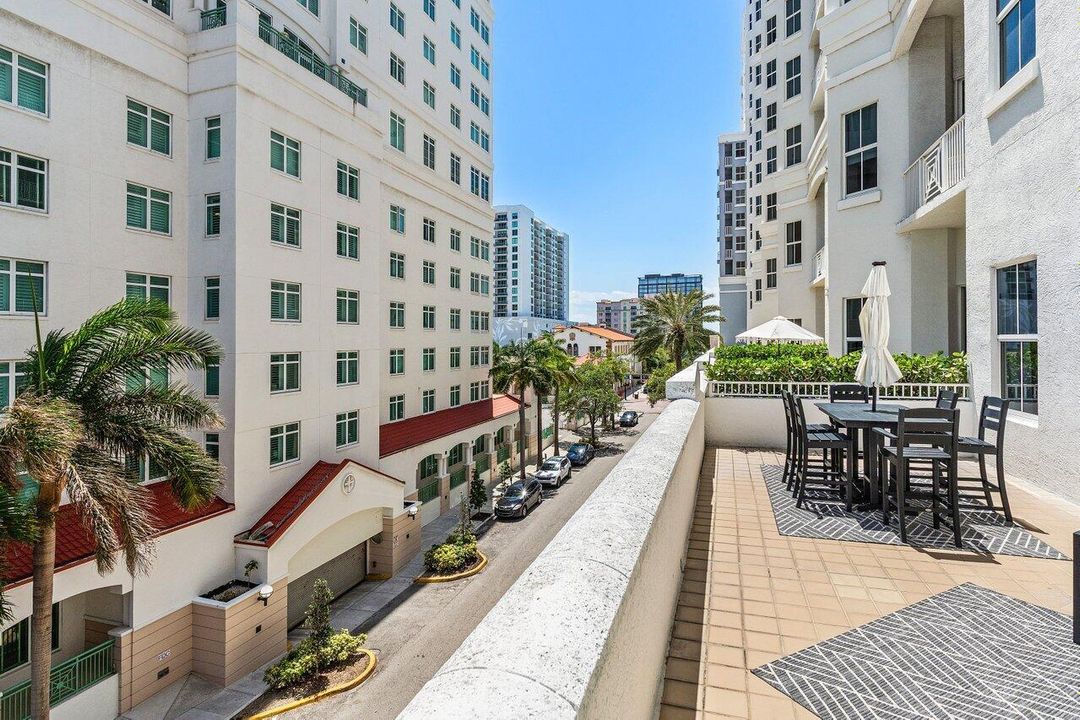 024-255EverniaStreet-306-WestPalmBeach-F