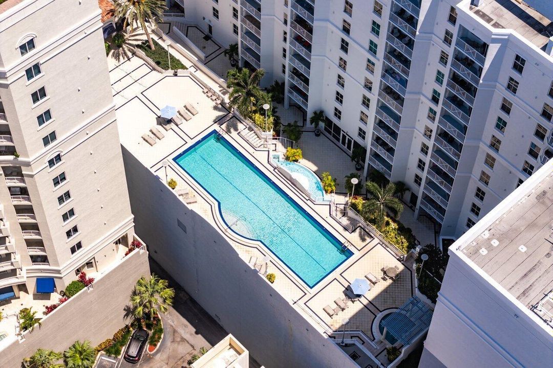 033-255EverniaStreet-306-WestPalmBeach-F