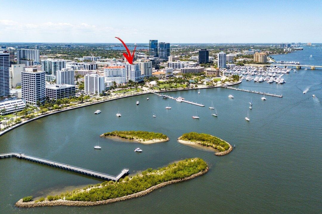 041-255EverniaStreet-306-WestPalmBeach-F