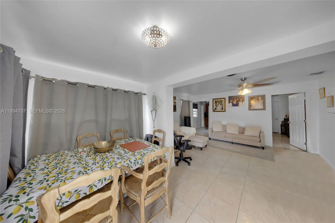 На продажу: $550,000 (0 спален, 0 ванн, 1926 Квадратных фут)