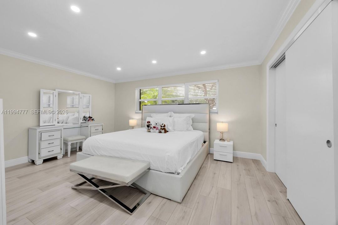 For Rent: $4,300 (3 beds, 2 baths, 1526 Square Feet)