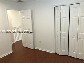 En Venta: $295,000 (4 camas, 3 baños, 1423 Pies cuadrados)