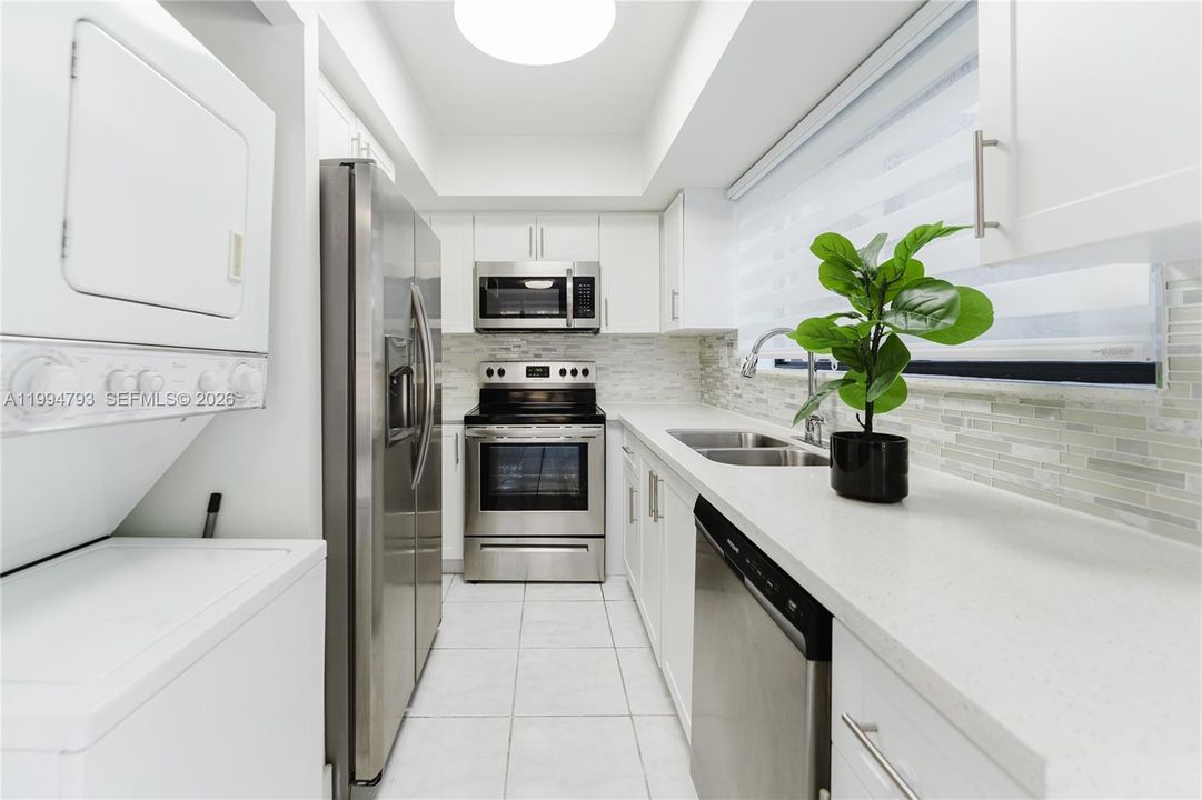 En Venta: $229,900 (2 camas, 2 baños, 1246 Pies cuadrados)