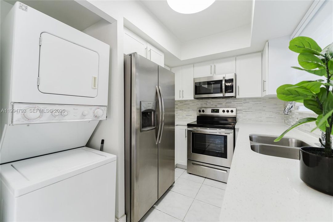 En Venta: $229,900 (2 camas, 2 baños, 1246 Pies cuadrados)