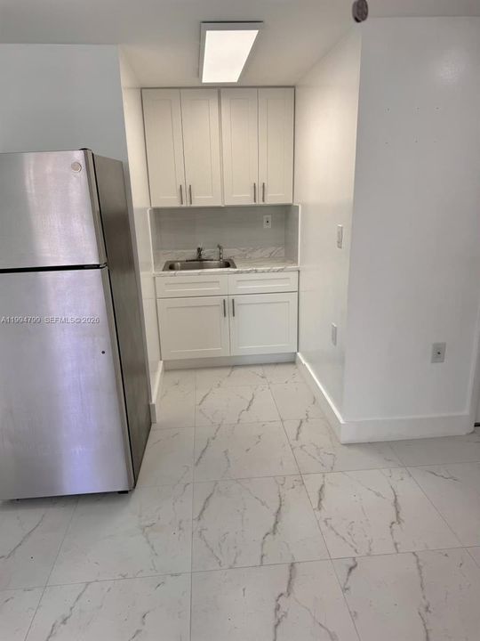 В аренду: $1,200 (1 спален, 1 ванн, 2488 Квадратных фут)