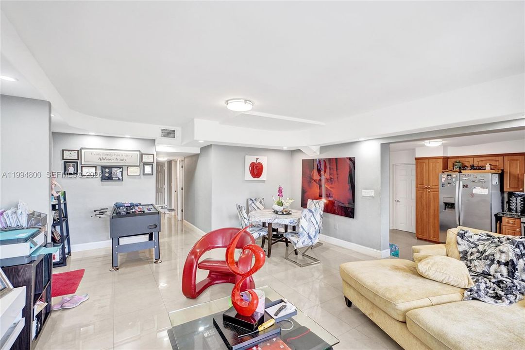 Active With Contract: $1,090,000 (4 beds, 3 baths, 1574 Square Feet)
