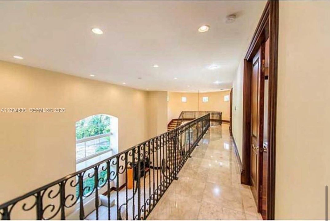 En Renta: $38,000 (5 camas, 5 baños, 6122 Pies cuadrados)