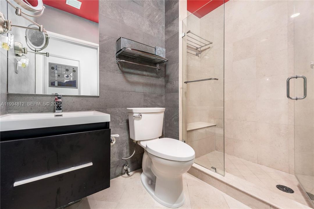 For Rent: $20,000 (3 beds, 3 baths, 2122 Square Feet)