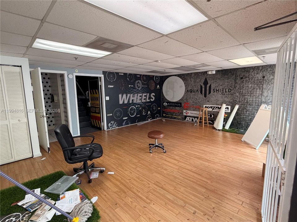 出租: $6,900 (0 贝兹, 0 浴室, 0 平方英尺)