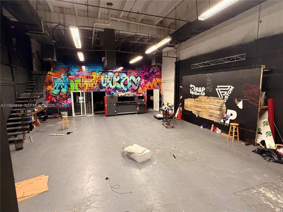 出租: $6,900 (0 贝兹, 0 浴室, 0 平方英尺)