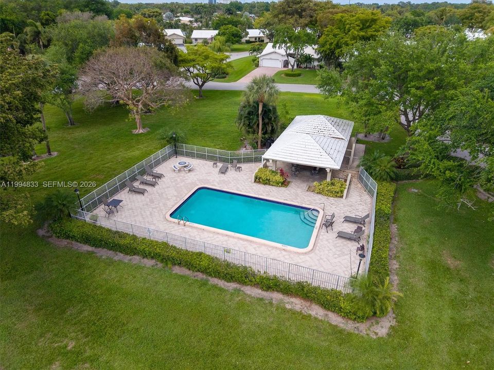 En Venta: $609,000 (3 camas, 2 baños, 1658 Pies cuadrados)