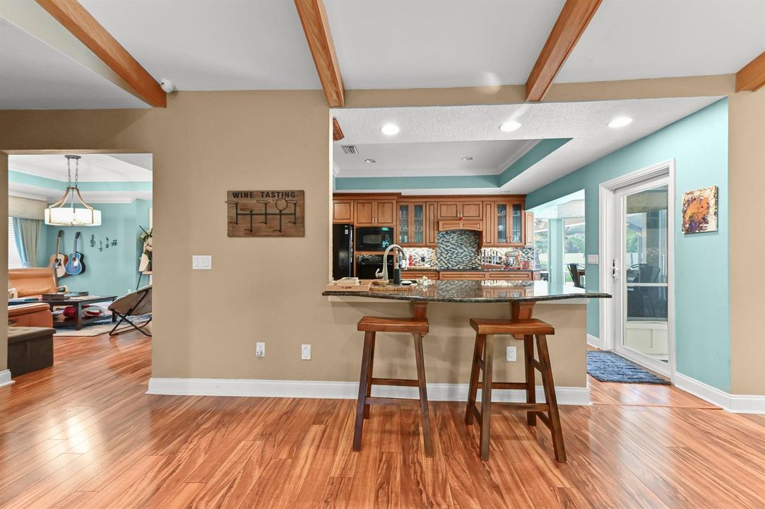16 Kitchen 01