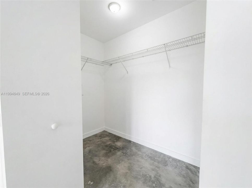 For Rent: $2,000 (1 beds, 1 baths, 525 Square Feet)