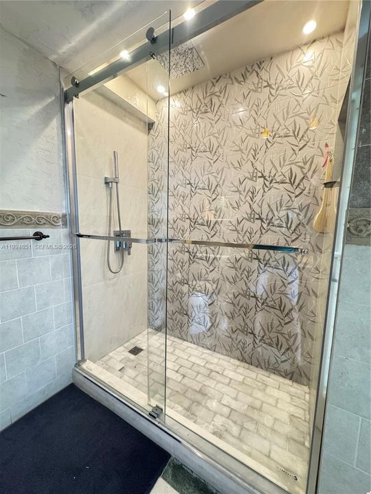 На продажу: $265,000 (2 спален, 2 ванн, 910 Квадратных фут)