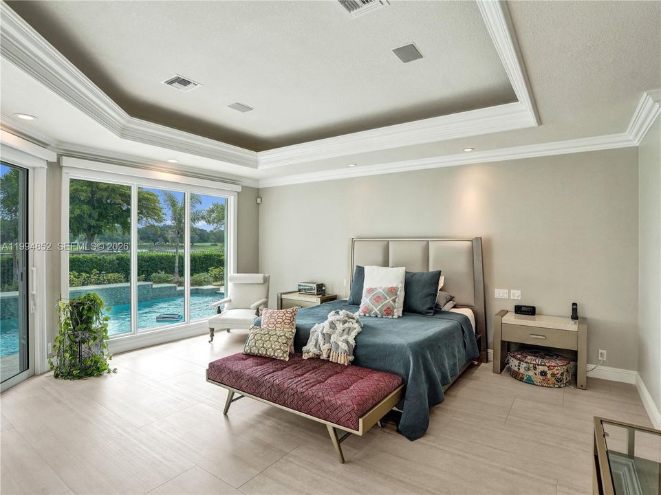 For Sale: $2,899,000 (5 beds, 4 baths, 4763 Square Feet)