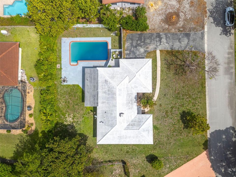 Activo con contrato: $670,000 (4 camas, 3 baños, 1845 Pies cuadrados)