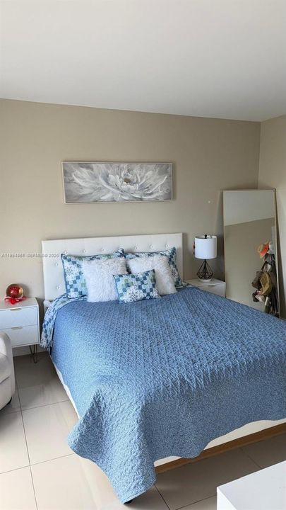 For Sale: $210,000 (2 beds, 2 baths, 1050 Square Feet)