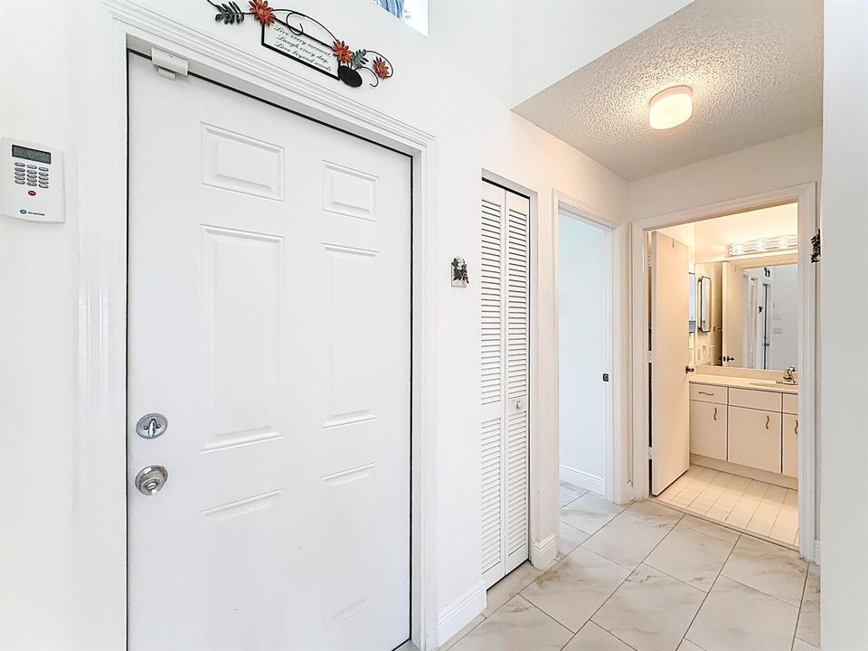 10954 Lakemore Lane-17