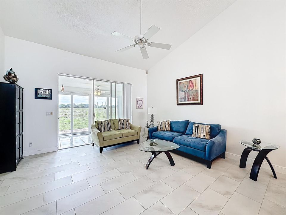 10954 Lakemore Lane-34