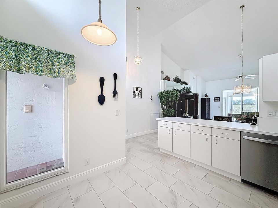 10954 Lakemore Lane-28