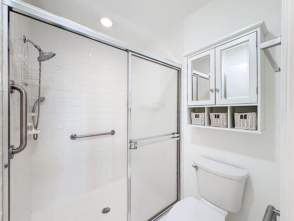 10954 Lakemore Lane-56