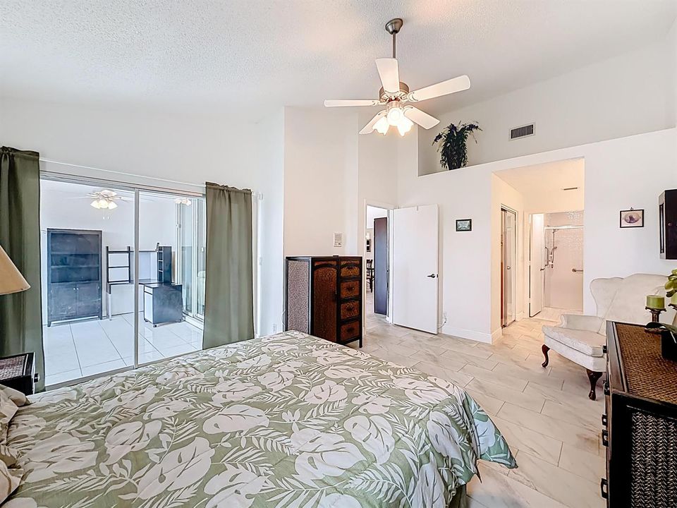 10954 Lakemore Lane-44