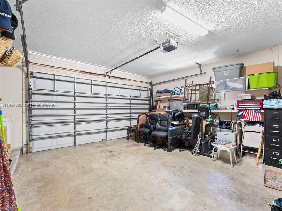 Active With Contract: $895,900 (3 beds, 3 baths, 1948 Square Feet)