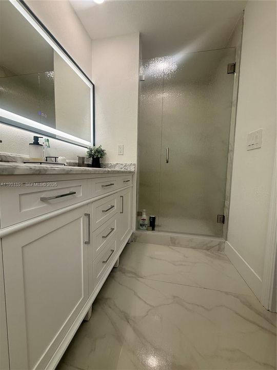 For Rent: $2,200 (3 beds, 2 baths, 1344 Square Feet)