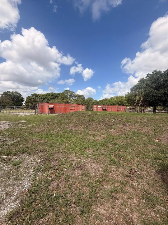 For Rent: $2,200 (3 beds, 2 baths, 1344 Square Feet)
