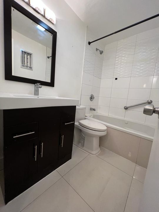 1560 NE 127th Street 127TH 113