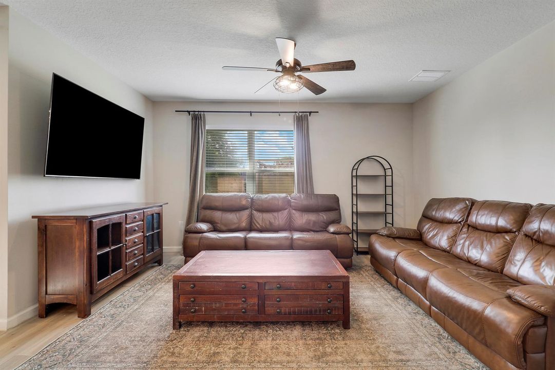 Living Room-3