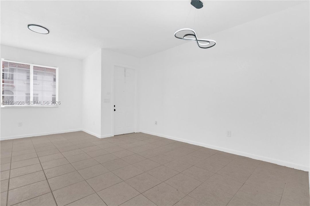 En Venta: $349,000 (3 camas, 2 baños, 1419 Pies cuadrados)
