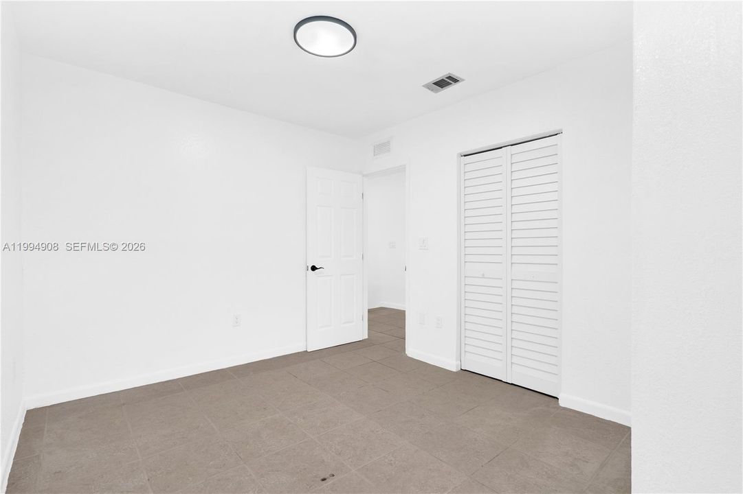 En Venta: $349,000 (3 camas, 2 baños, 1419 Pies cuadrados)