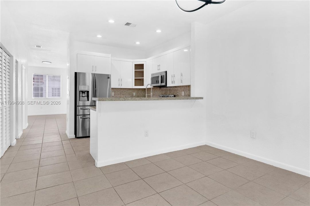 En Venta: $349,000 (3 camas, 2 baños, 1419 Pies cuadrados)