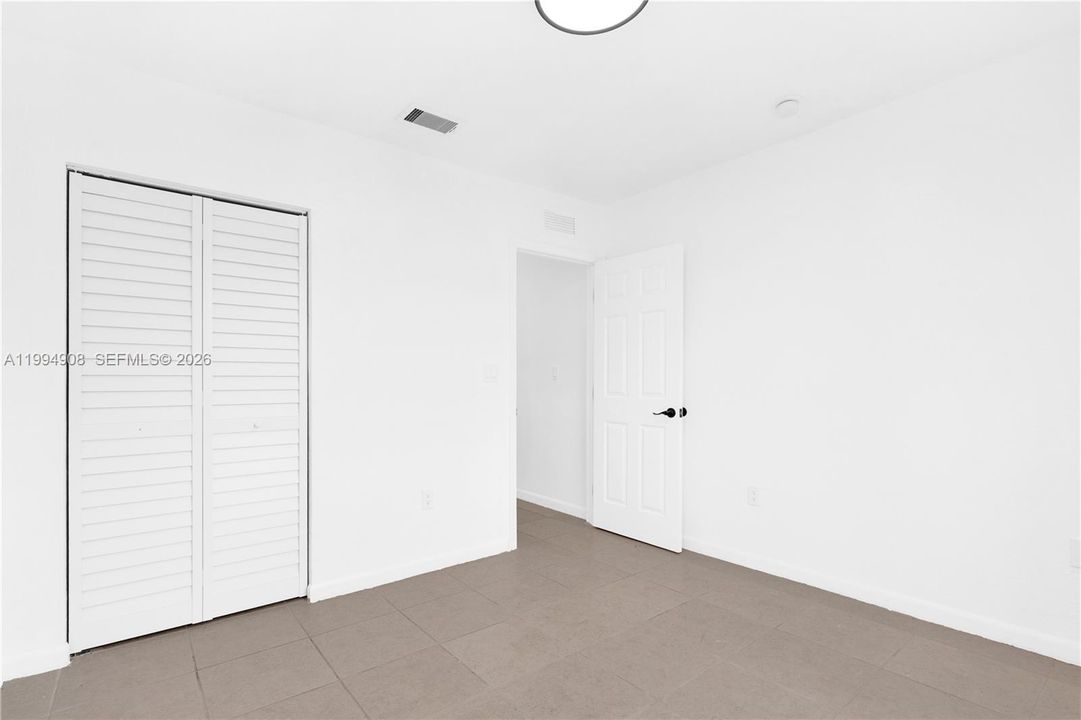 En Venta: $349,000 (3 camas, 2 baños, 1419 Pies cuadrados)