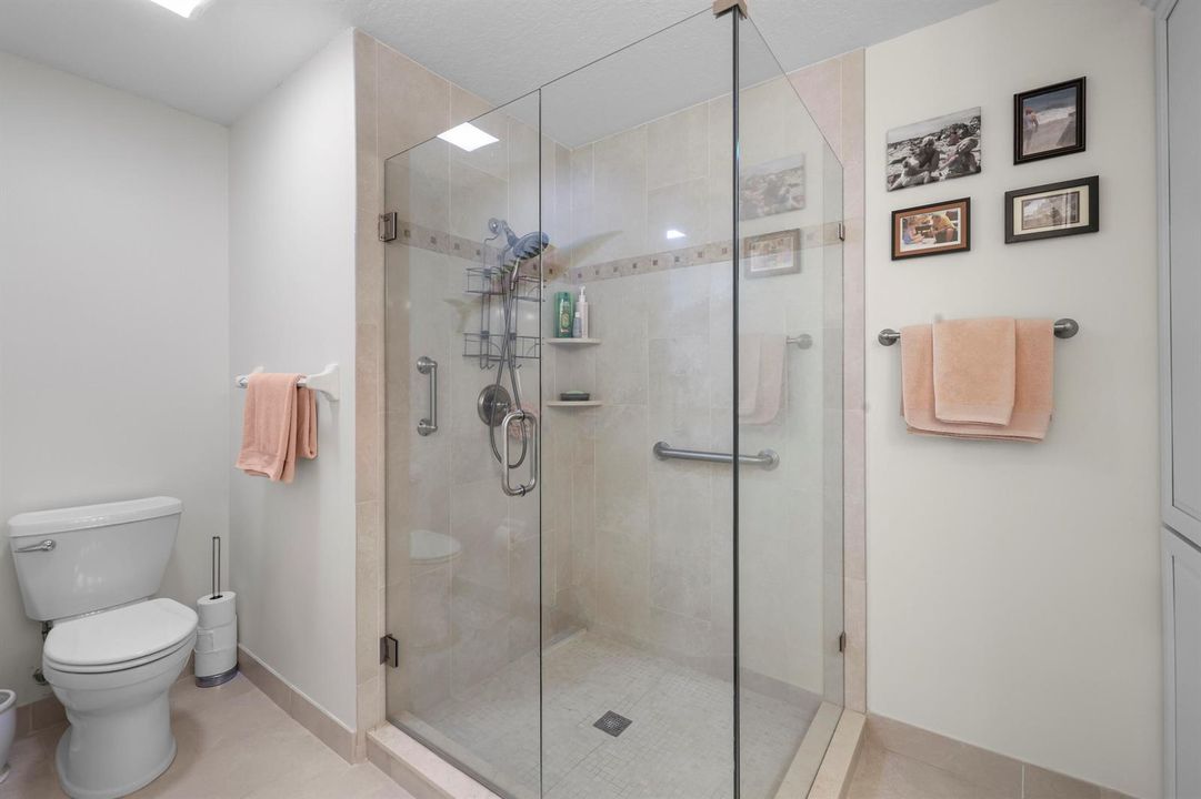 461 Coral Cove Drive - 27.jpg-FULL
