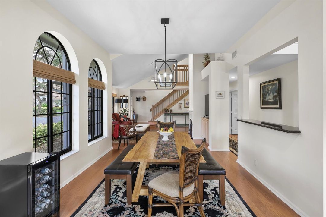 461 Coral Cove Drive - 16.jpg-FULL