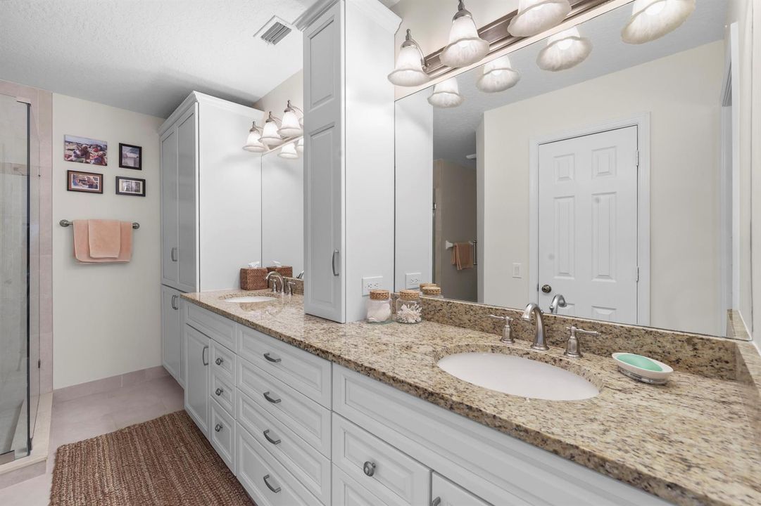 461 Coral Cove Drive - 26.jpg-FULL