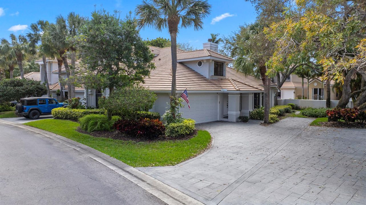 461 Coral Cove Drive - 1.jpg-FULL