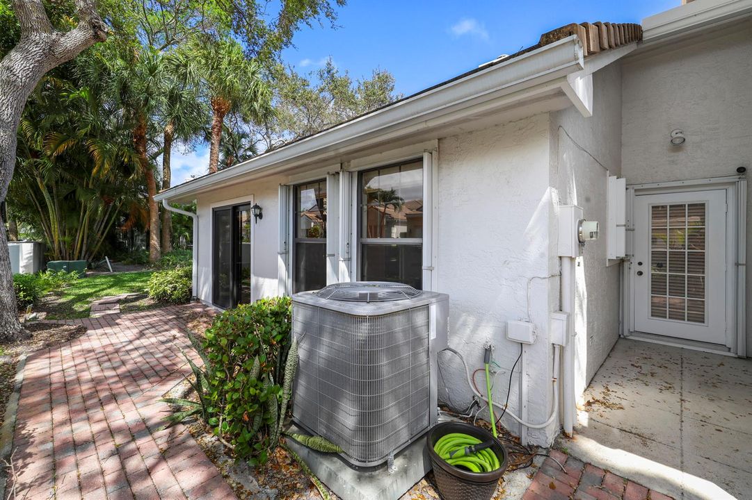 461 Coral Cove Drive - 39.jpg-FULL