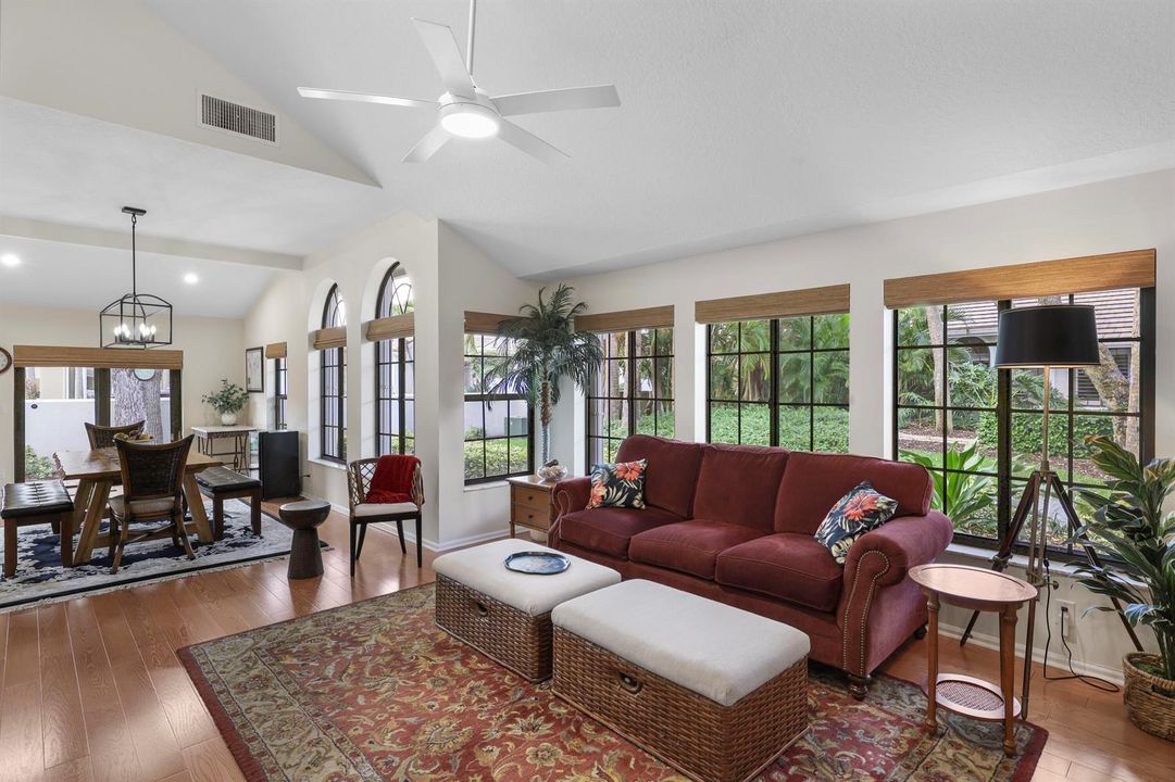 461 Coral Cove Drive - 8.jpg-FULL